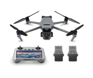 Квадрокоптер DJI Mavic 3 Pro Fly More Combo with DJI RC (CP.MA.00000660.01)